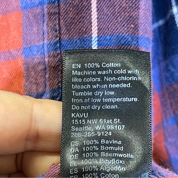 KAVU, Plaid Long Sleeve Button Up Shirt. Size Small. In good used condition! - Picture 5 of 6